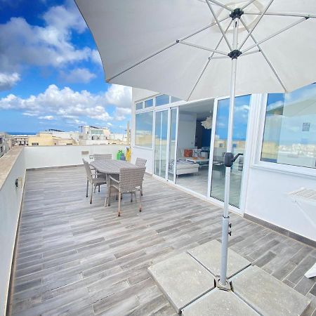 Ferienwohnung Penthouse "Maltese scent" Mellieħa Exterior foto
