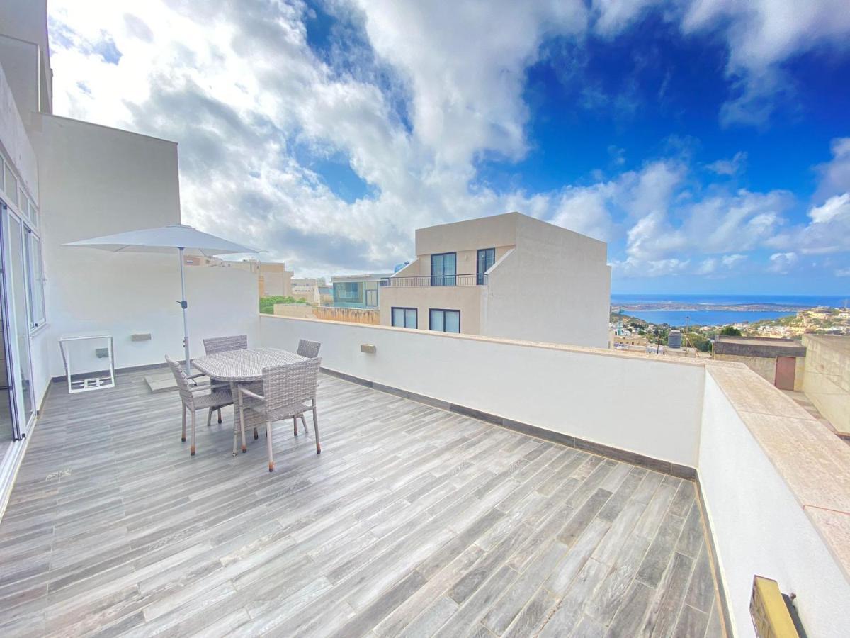 Ferienwohnung Penthouse "Maltese scent" Mellieħa Exterior foto